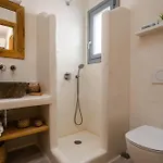 Yara 40m From The Jacuzzi & Rooftop Appartement Agia Anna (Naxos)