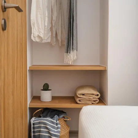 Apartmán Yara 40m From The Jacuzzi & Rooftop