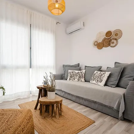 Apartmán Yara 40m From The Jacuzzi & Rooftop *