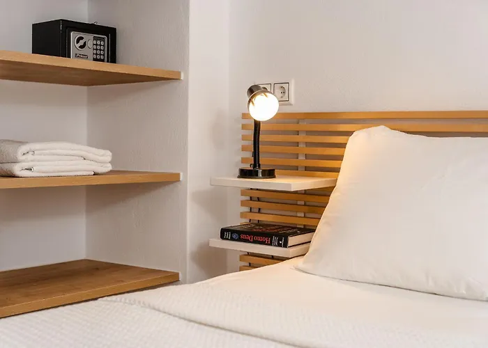 Yara 40m From The Jacuzzi & Rooftop Apartamento